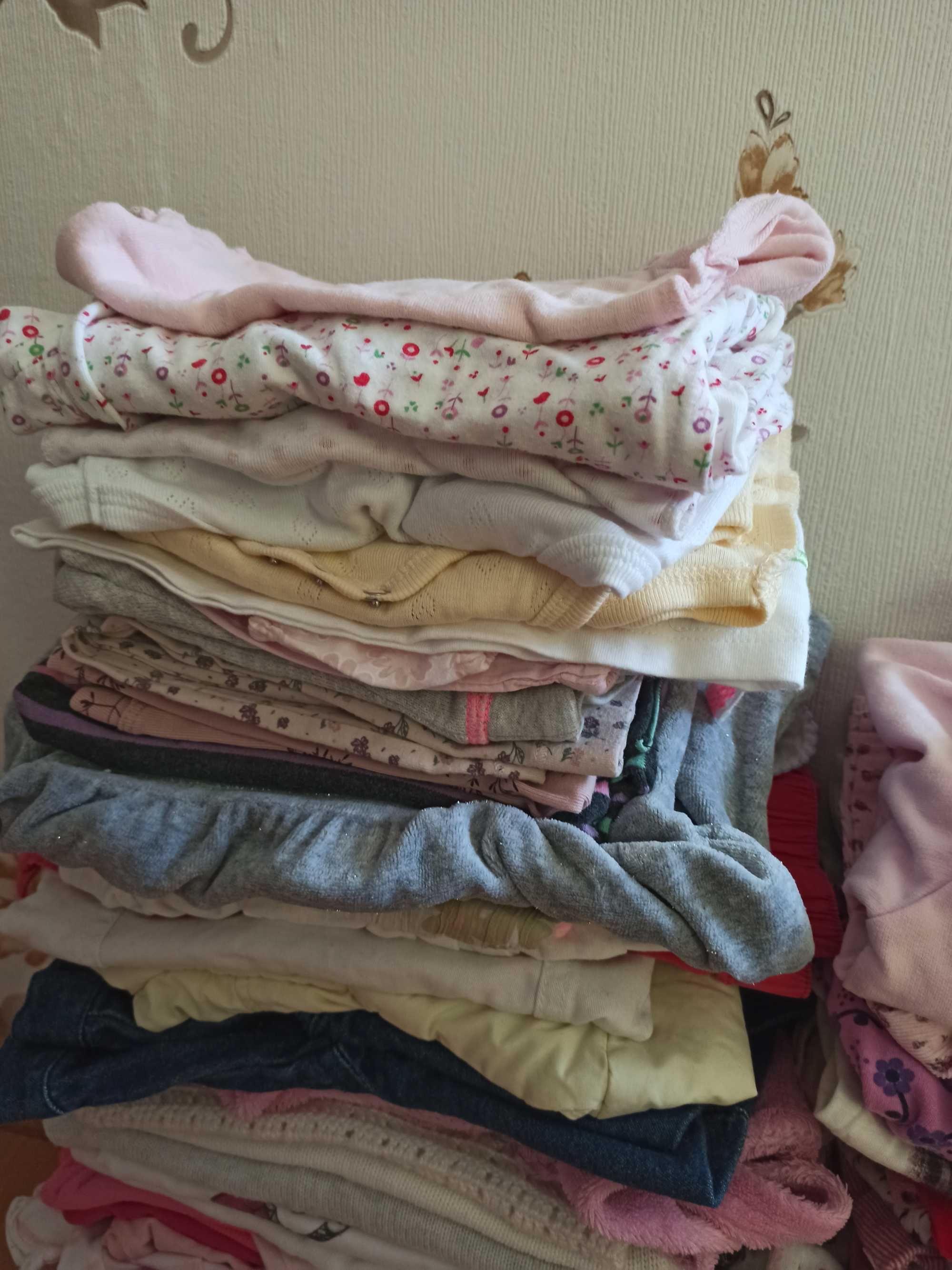Oddam za kawę ubranka 62 68 74 dziewczęce