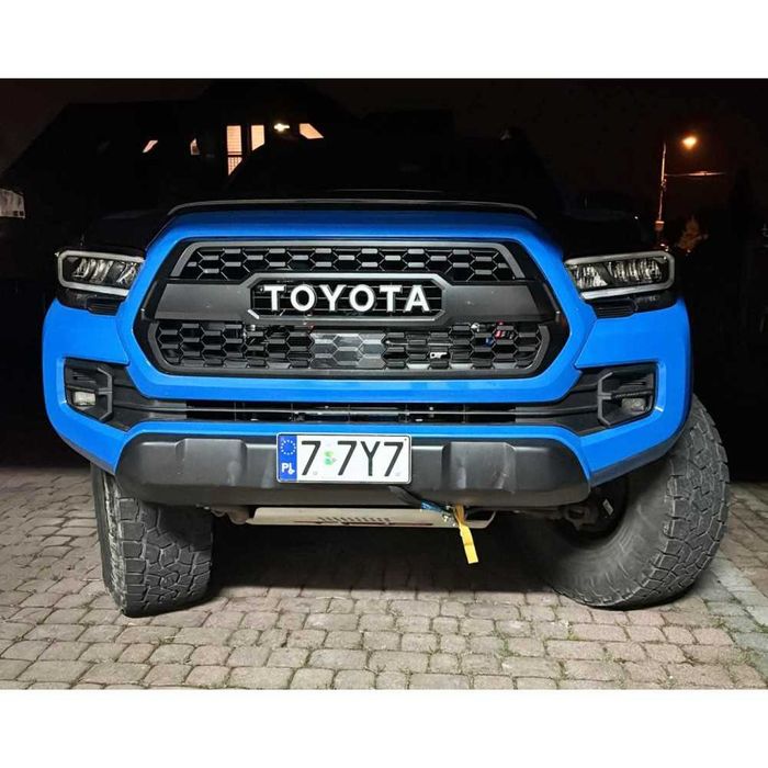 Uchylna ramka mocowanie tablicy rejestracyjnej pod ślizg wyciągarki