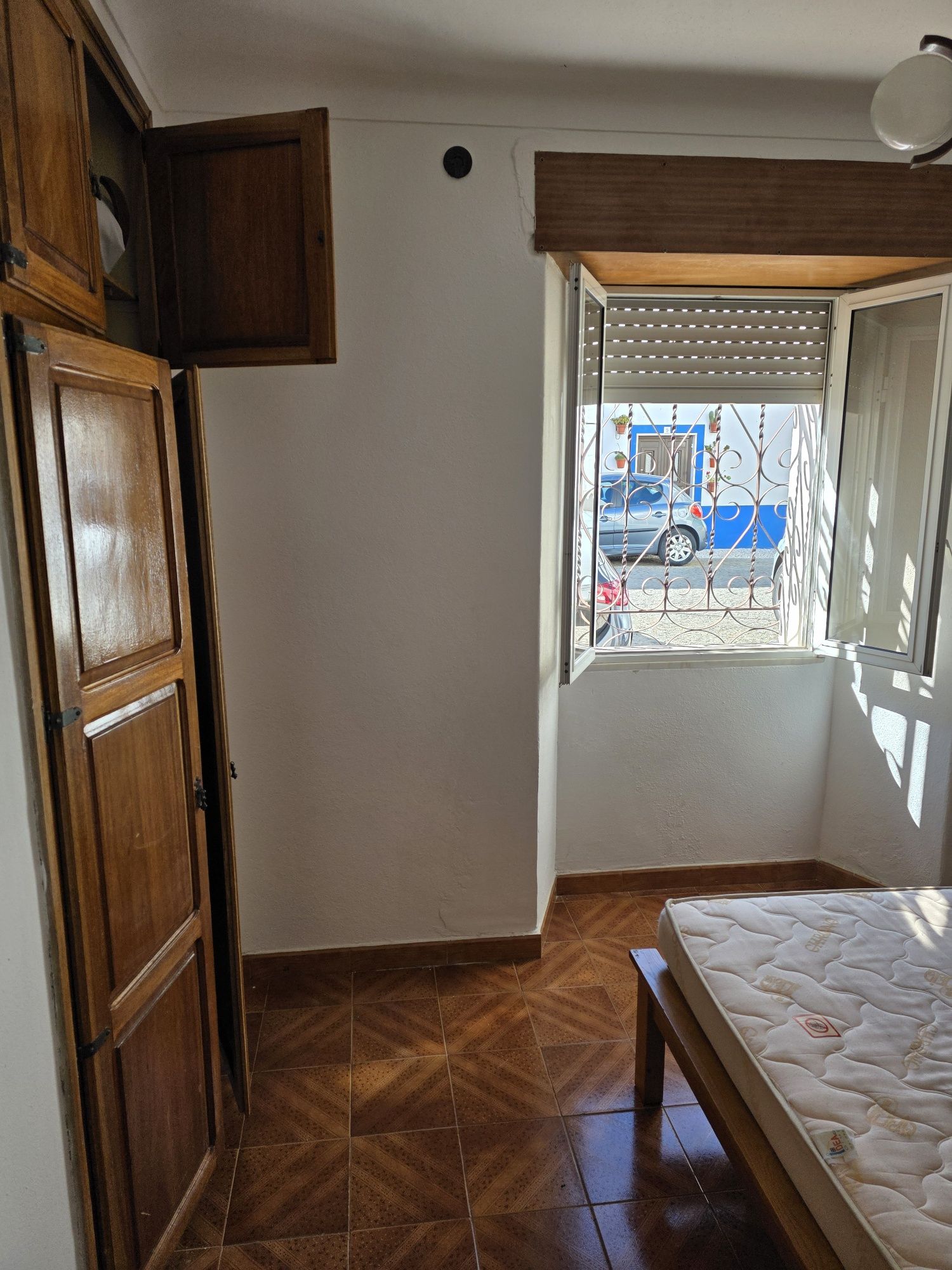 Aluga-se casa t1 em Vila Viçosa
