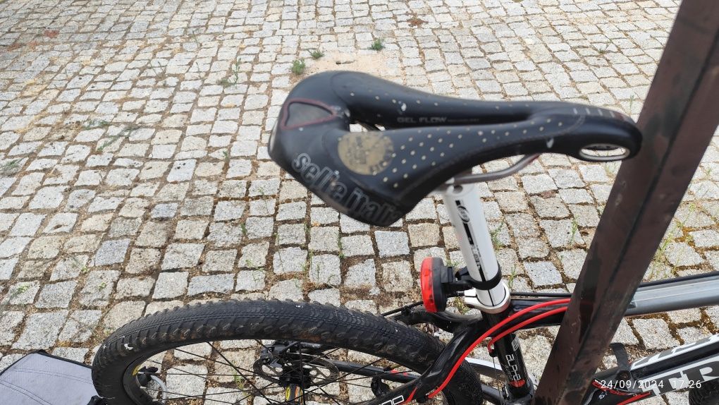 Bicicleta TREK usada  BTT