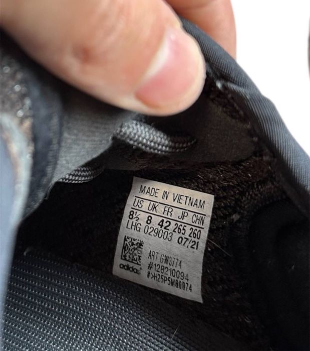 Мужские кроссовки Adidas Yeezy boost 350 v2 оригинал