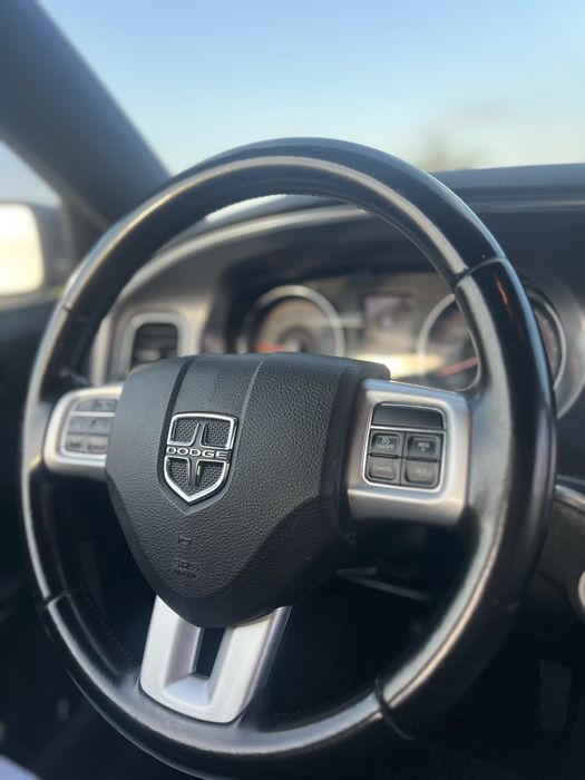 Dodge Charger 5.7 hemi