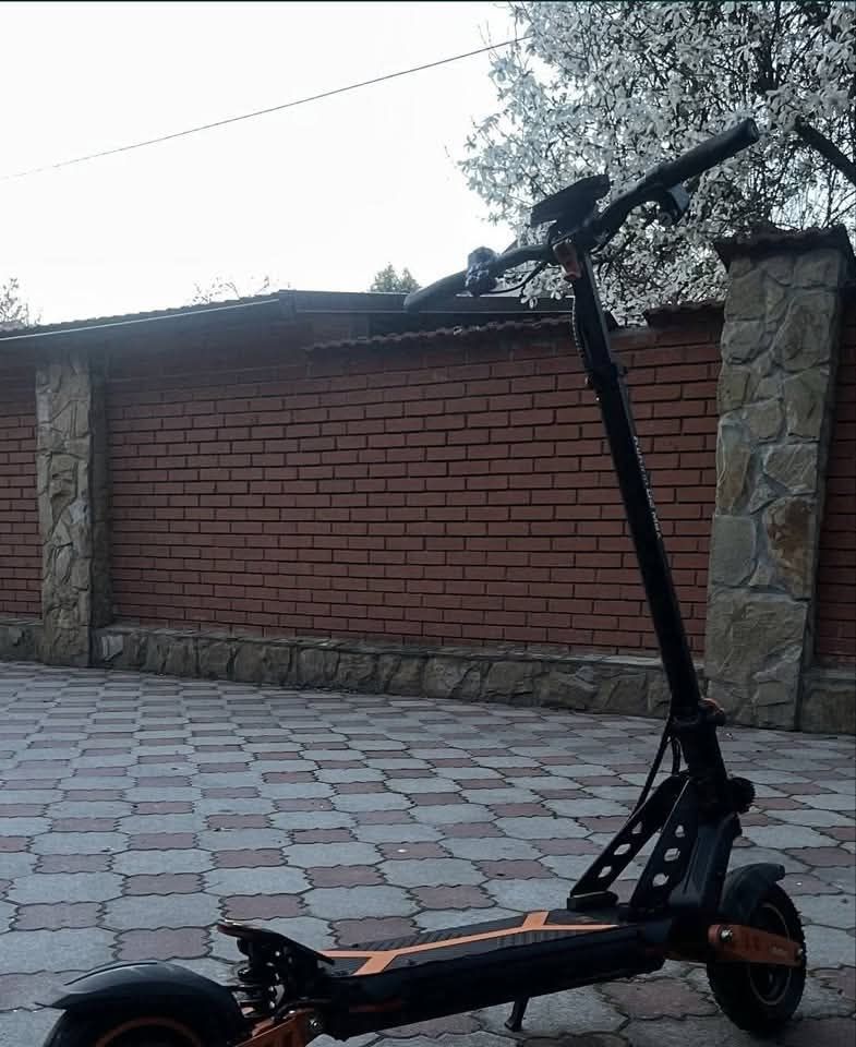 Продам электро самокат