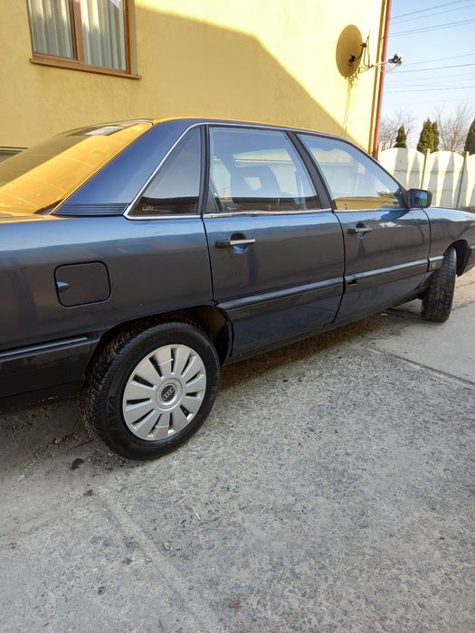 Продам aydi 100 обем 1,8 бензин газ