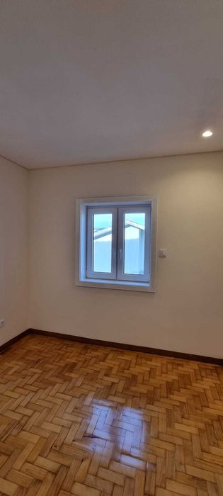 Arrendamento - Rio Tinto - proximo a estacao de Carreiras