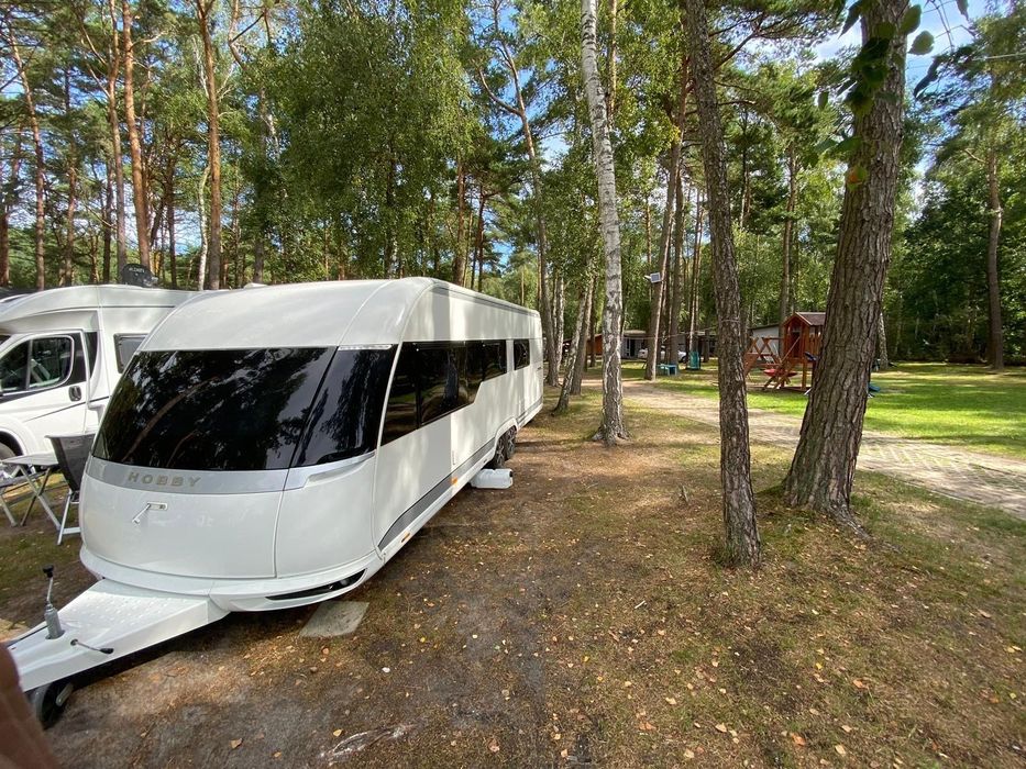 Hobby PREMIUM 660 WFU UFO  Klima, Markiza, 2 TV, Antena Automat, Ledy, Alufelgi - Salon Polska