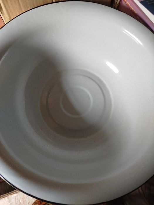 Таз эмалированный