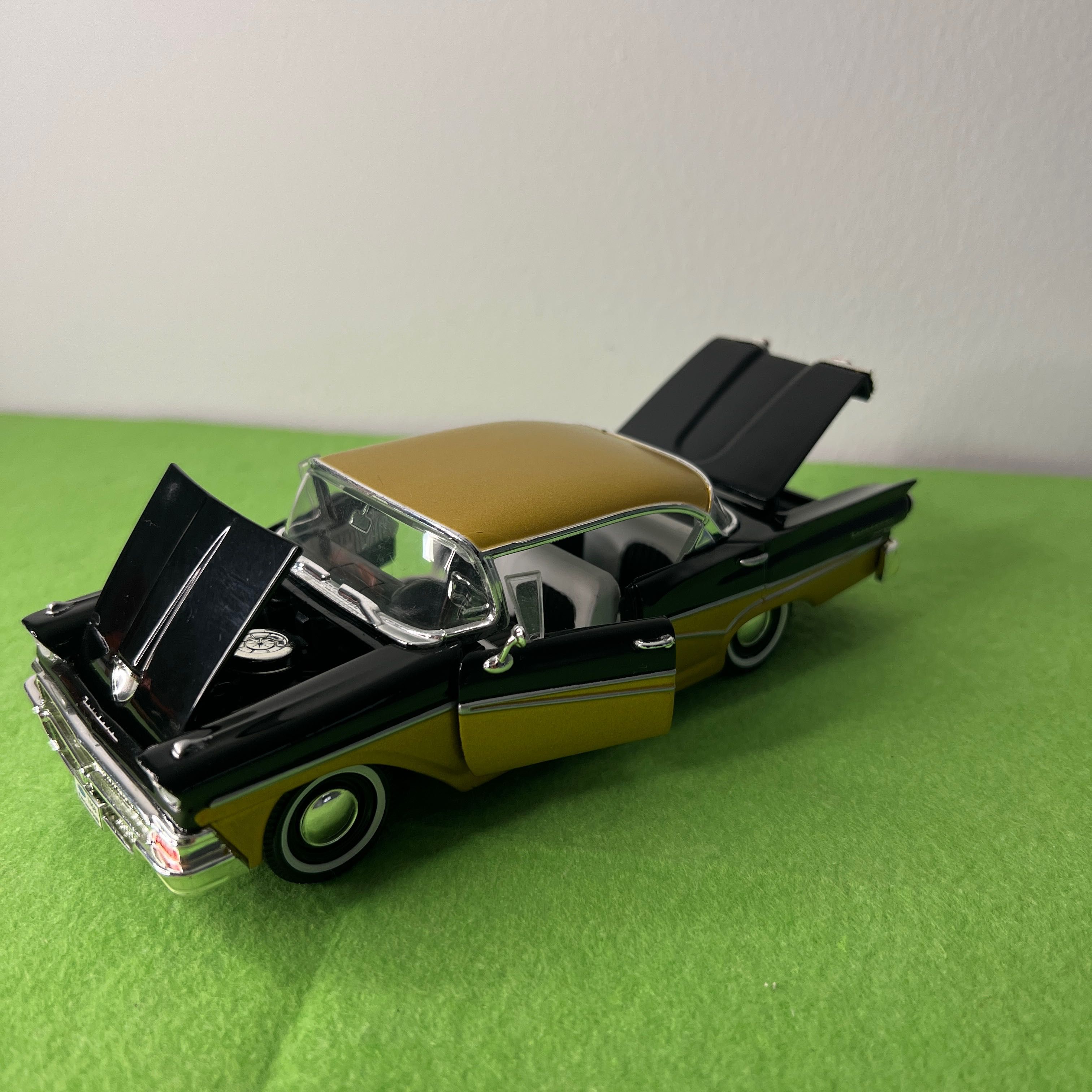Ford Fairlane 500 – Clássico Americano