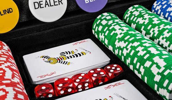 Покерний набір 500 фішок в алюмінієвому кейсі Подарунковий набір