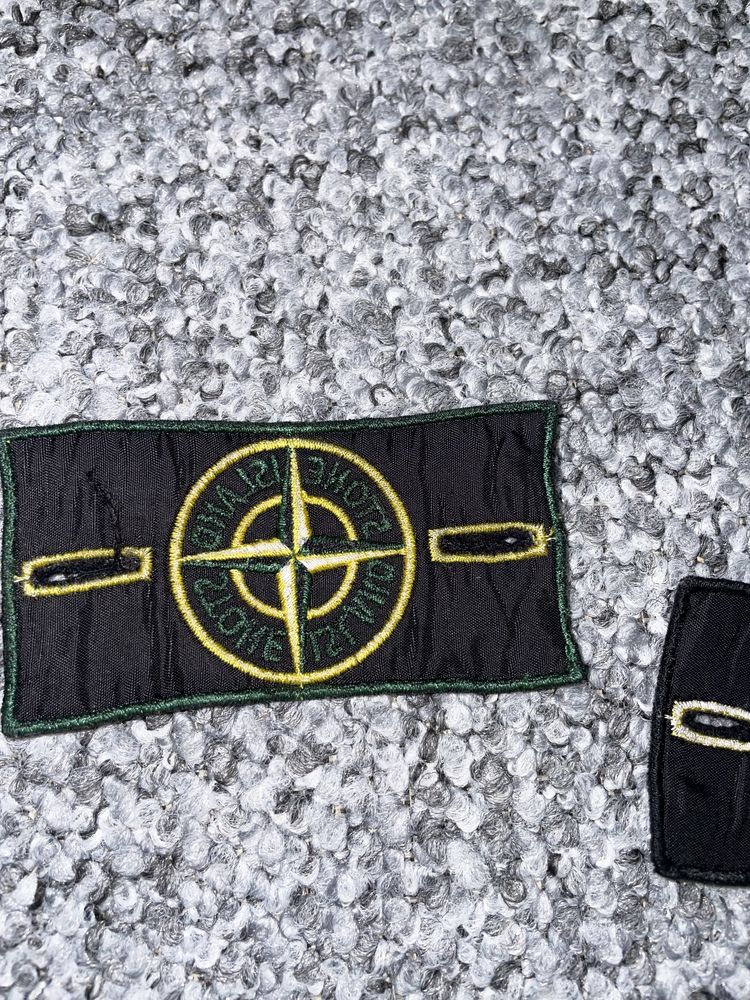 Патч stone island