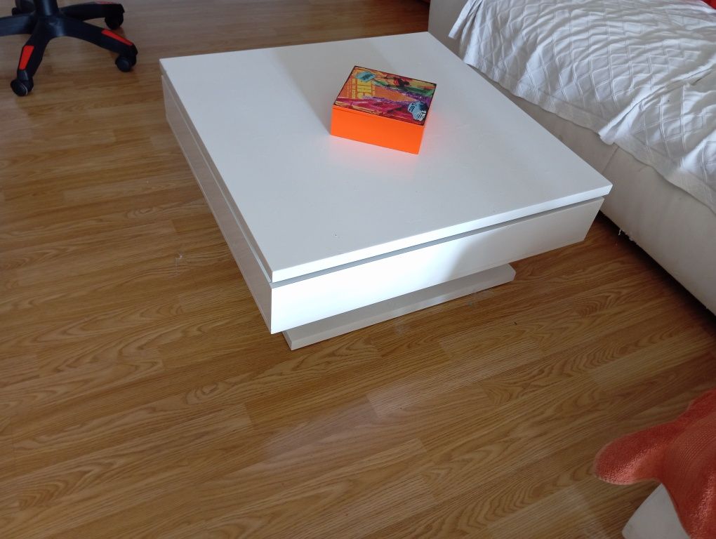 Mesa de sala rotativa