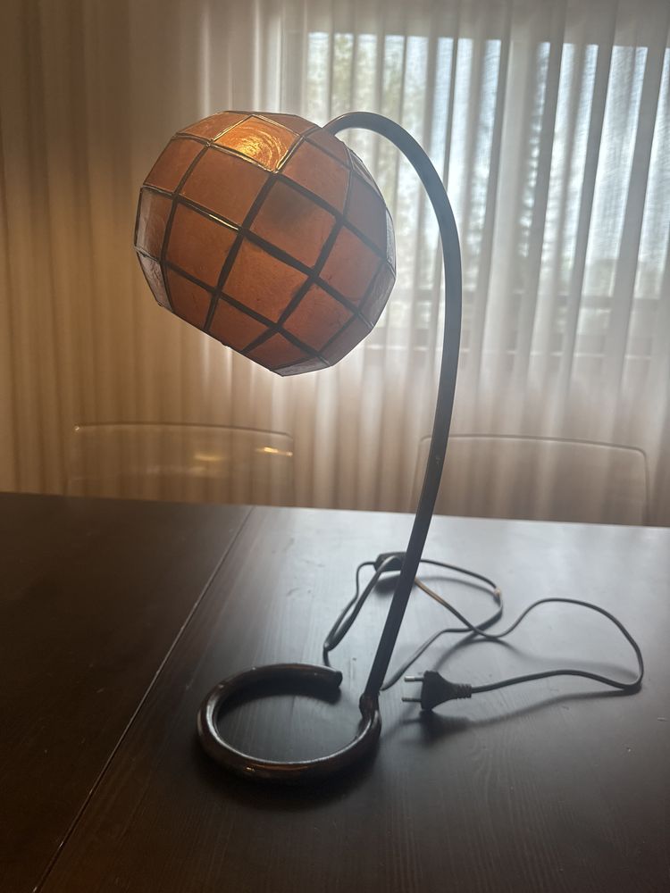 Candeeiro de mesa de cabeceira