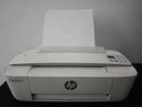 Drukarka Hp Deskjet 3775 + dwa oryginalne tusze (czarny i kolor)