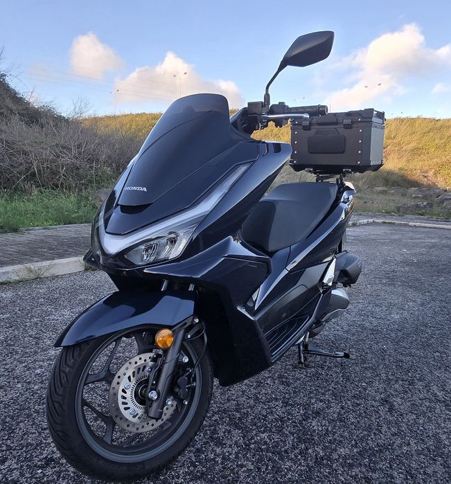 Honda PCX 125 ano 2025 com mapit