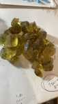 Pedra de Green Gold amarelo 100% limpo bruto