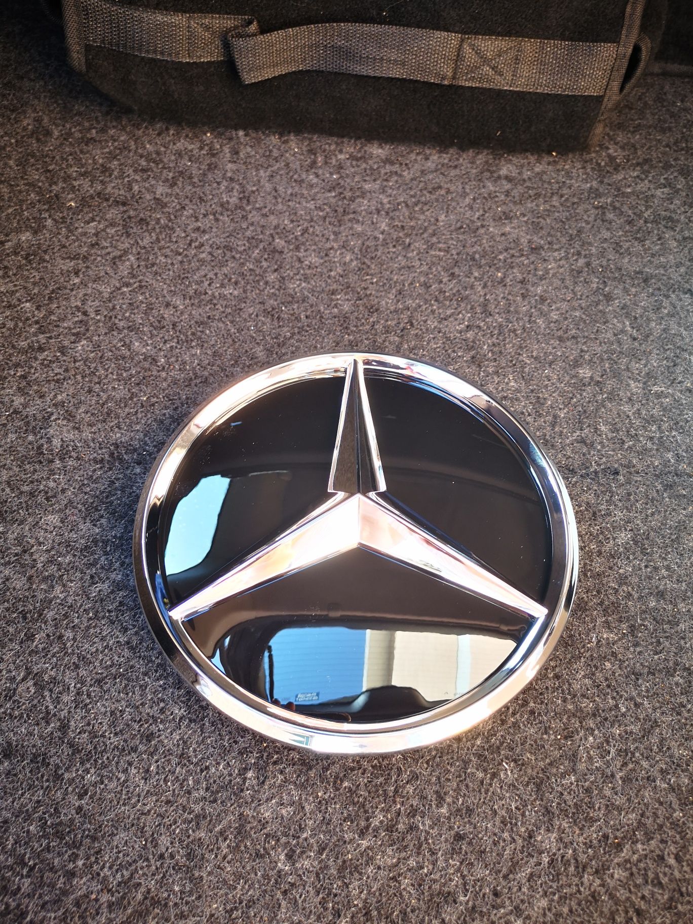 Símbolo Grelha frontal Mercedes classe C w204