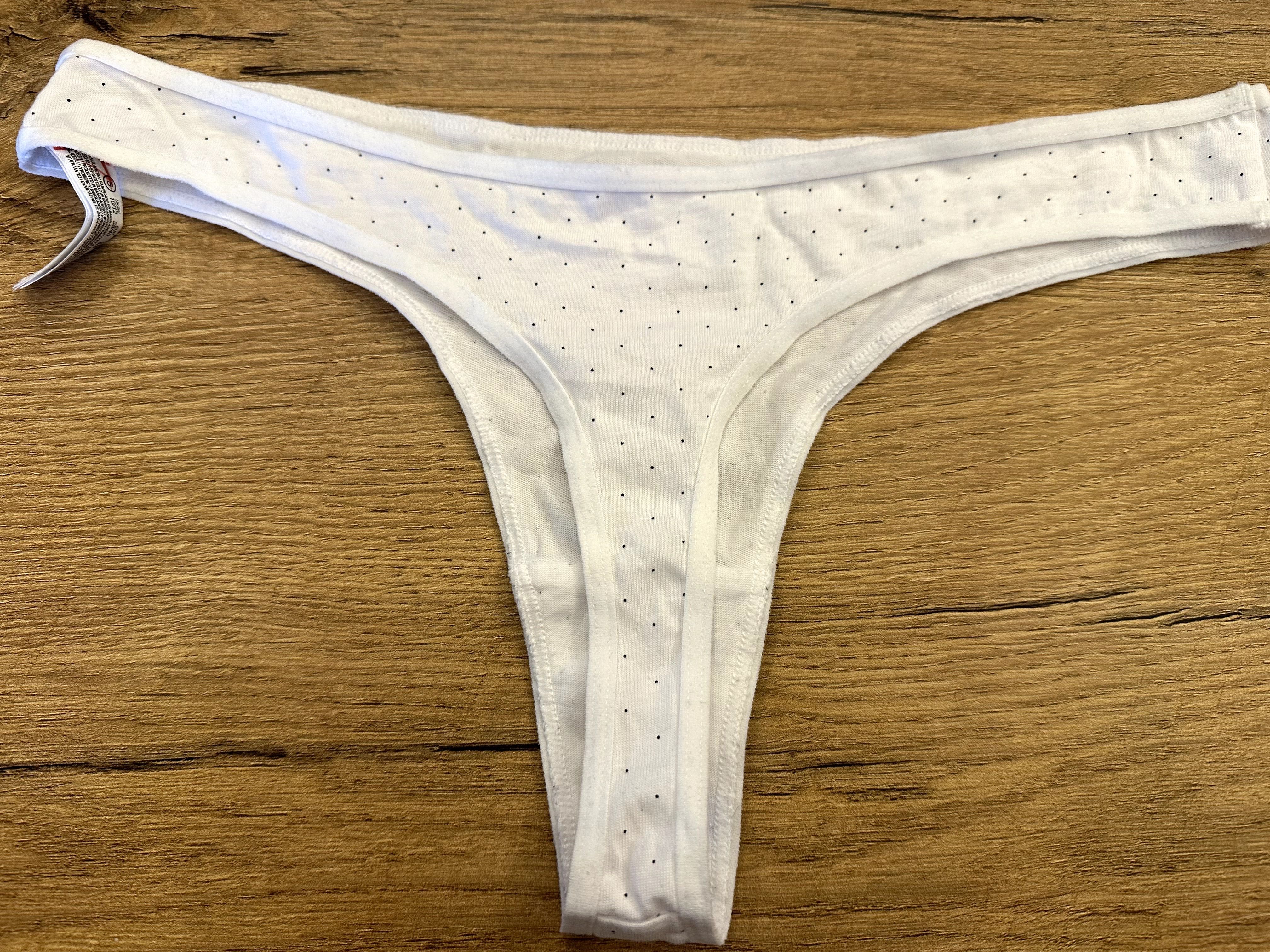Primark bawełniane stringi S