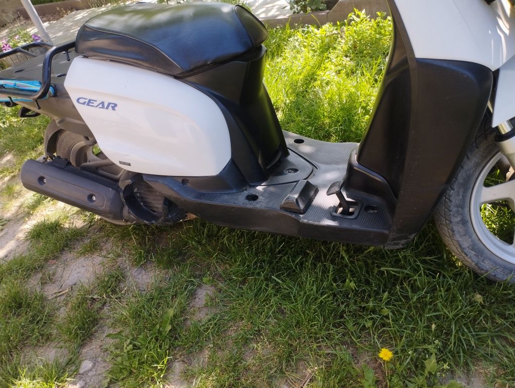 Yamaha gear скутер