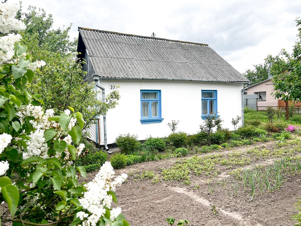 ПРОДАЖ! Окремого будинку з 14 сот землі по центральній вулиці!