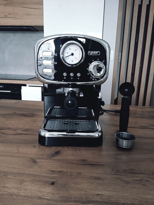 Ekspres ciśnieniowy kolbowy Yoer