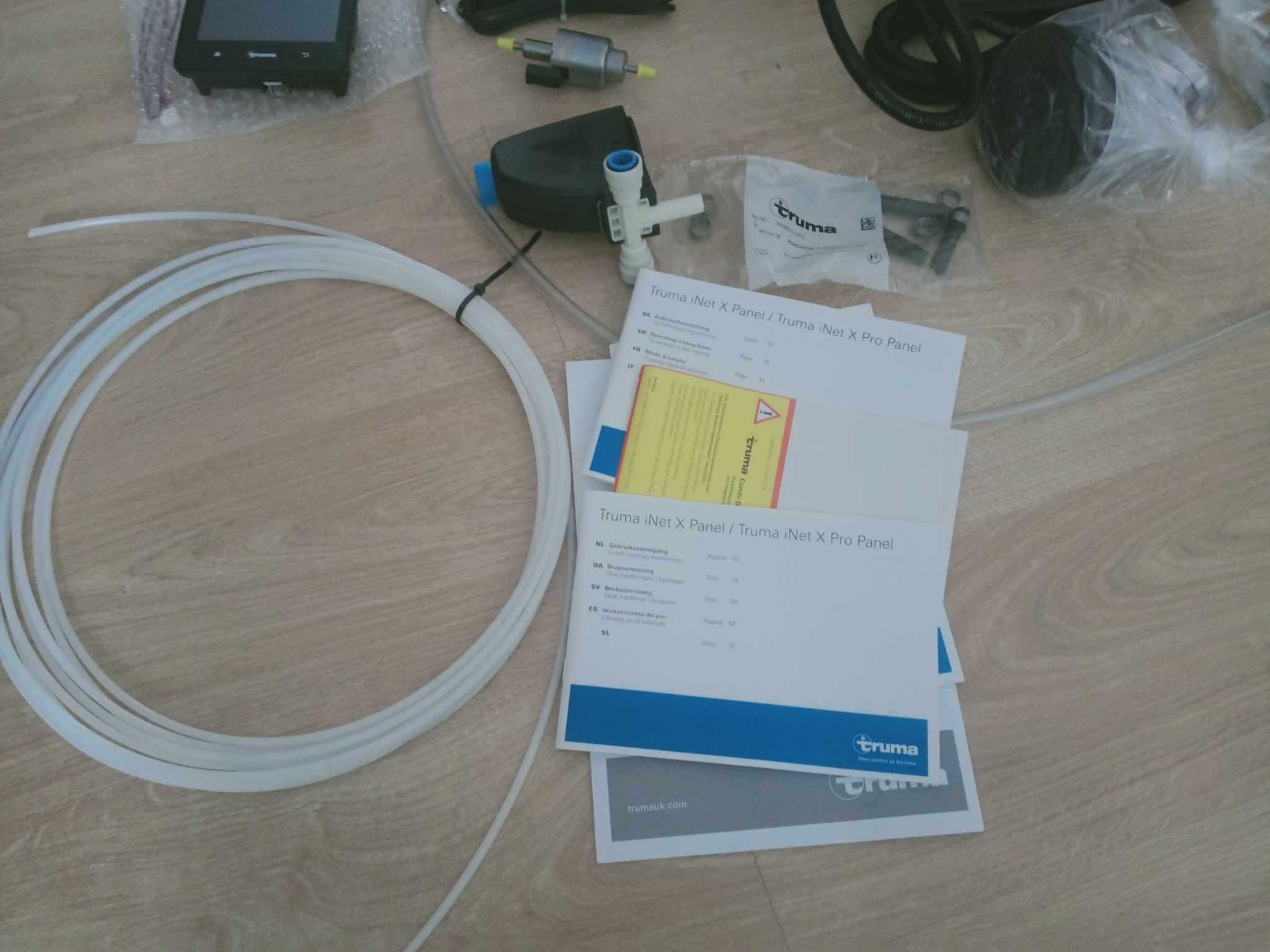 Nowe Ogrzewanie Bojler Combi D4 E iNet X Panel Truma