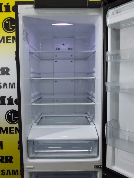 Холодильник фірми Samsung, модель FL40HGIH