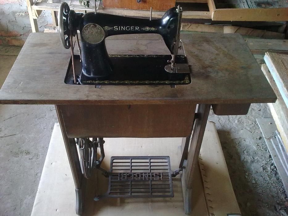 Продам швейную машинку Singer 1908 года выпуска.