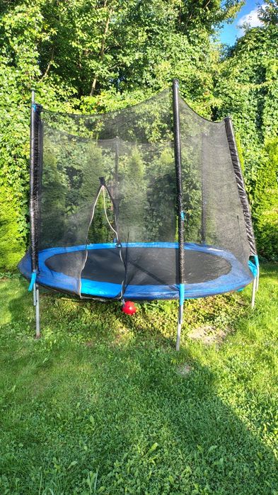 Trampolina ogrodowa