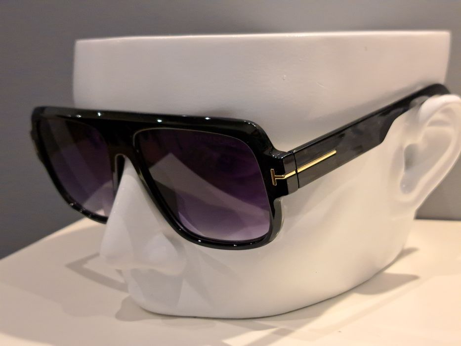 TOM FORD czarne okulary przeciwsłoneczne fioletowe szkła nowe filtr uv