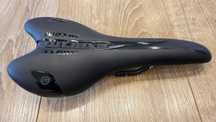 Siodełko Accent Exe  carbon 170g idealne