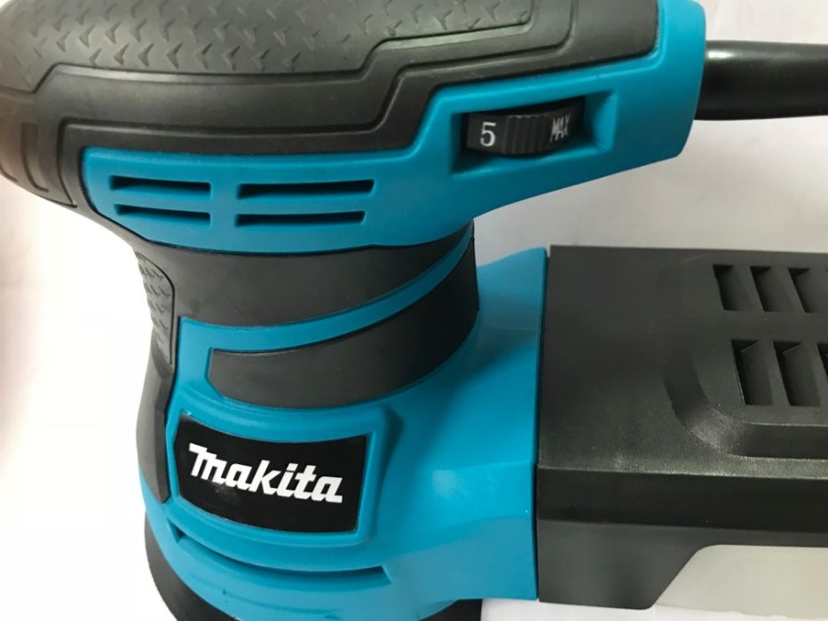 Эксцентриковая шлифмашина Makita BO5031K 125круг 350ВТ (Макита)ROMANIA