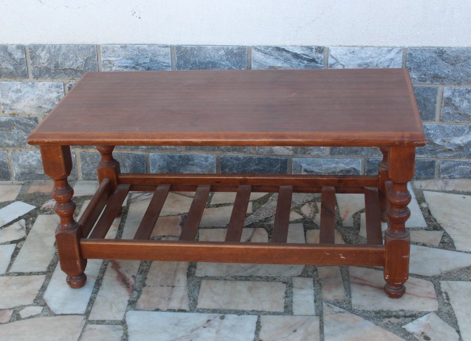 Mesa em madeira antiga/vintage