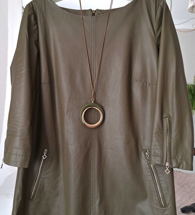 Sukienka ecoskóra Monnari