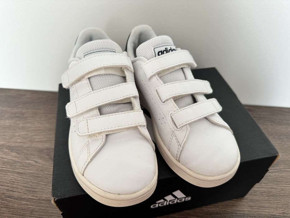 Кросівки, оригінал, в гарному стані, шкіра, 29, adidas