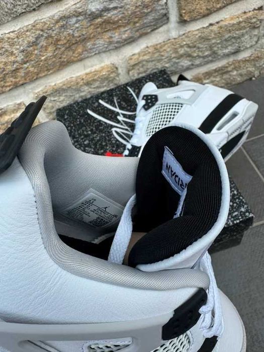 buty_Jordan_4_Retro_Black_Military_ Espadryle/ Rozmiar 40