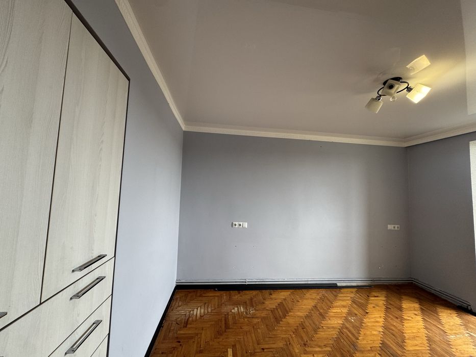 Продається 4 кім квартира і/о, підходить під єВідновлення