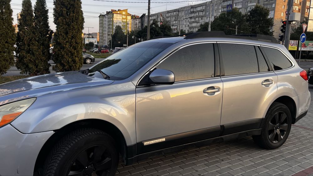 Subaru Outback 2012