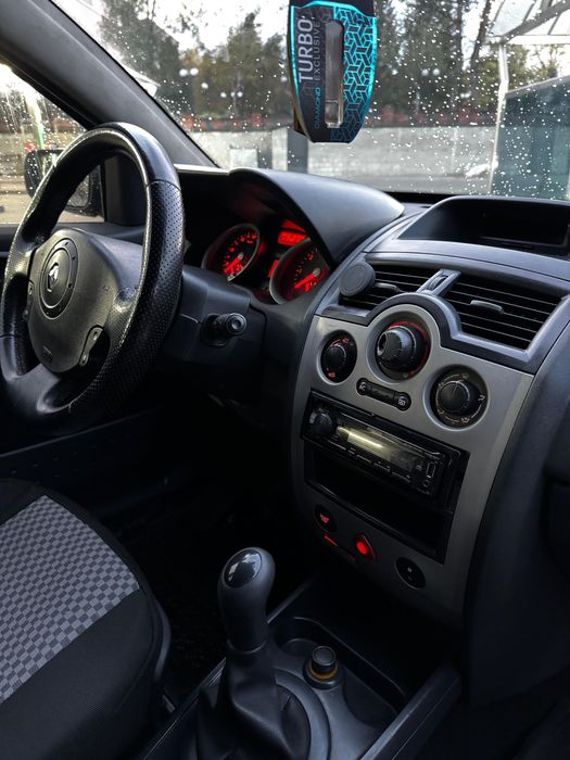 Renault Megane || 2004 1.5 dci