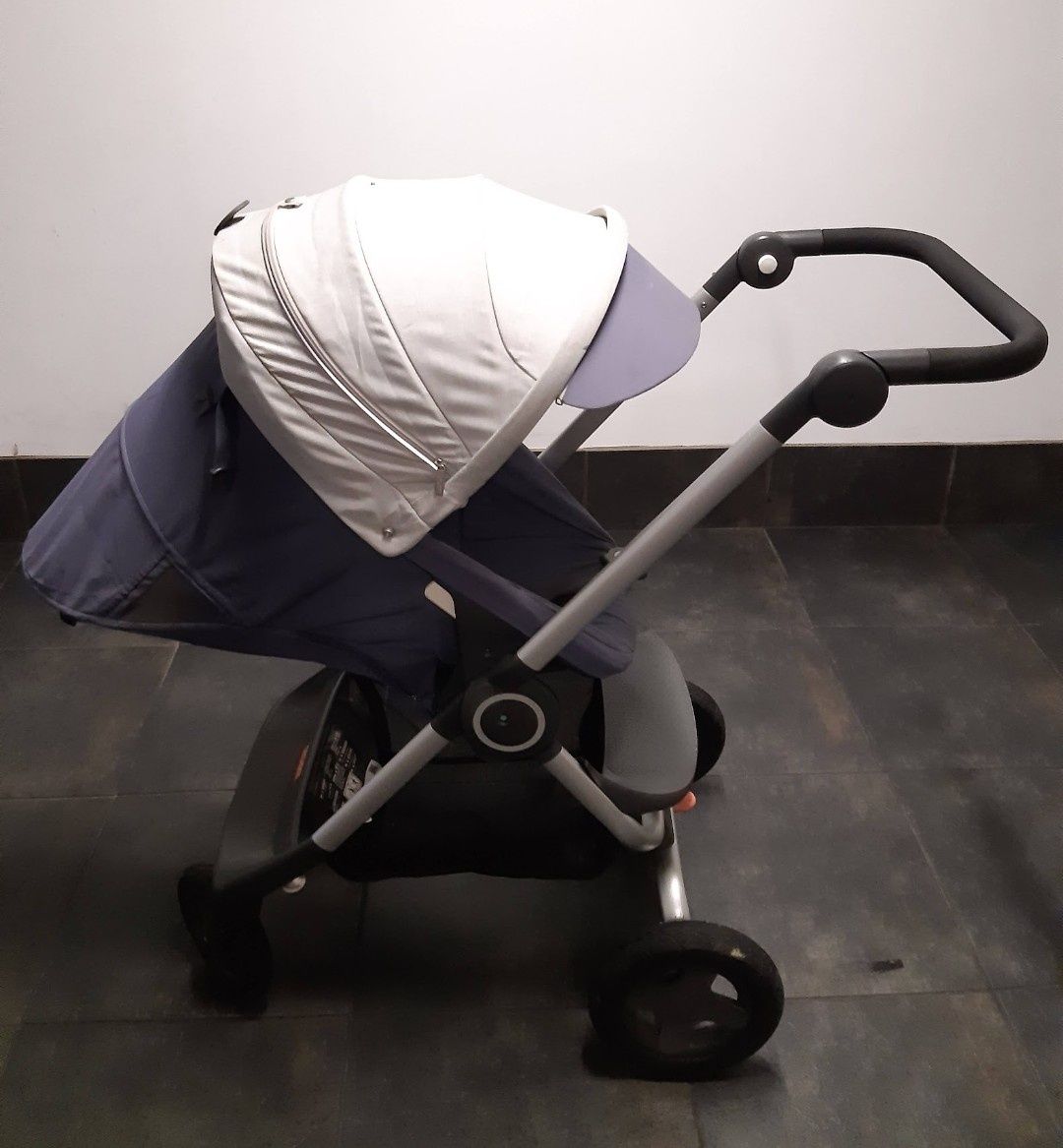 Carrinho de passeio Stokke Scoot