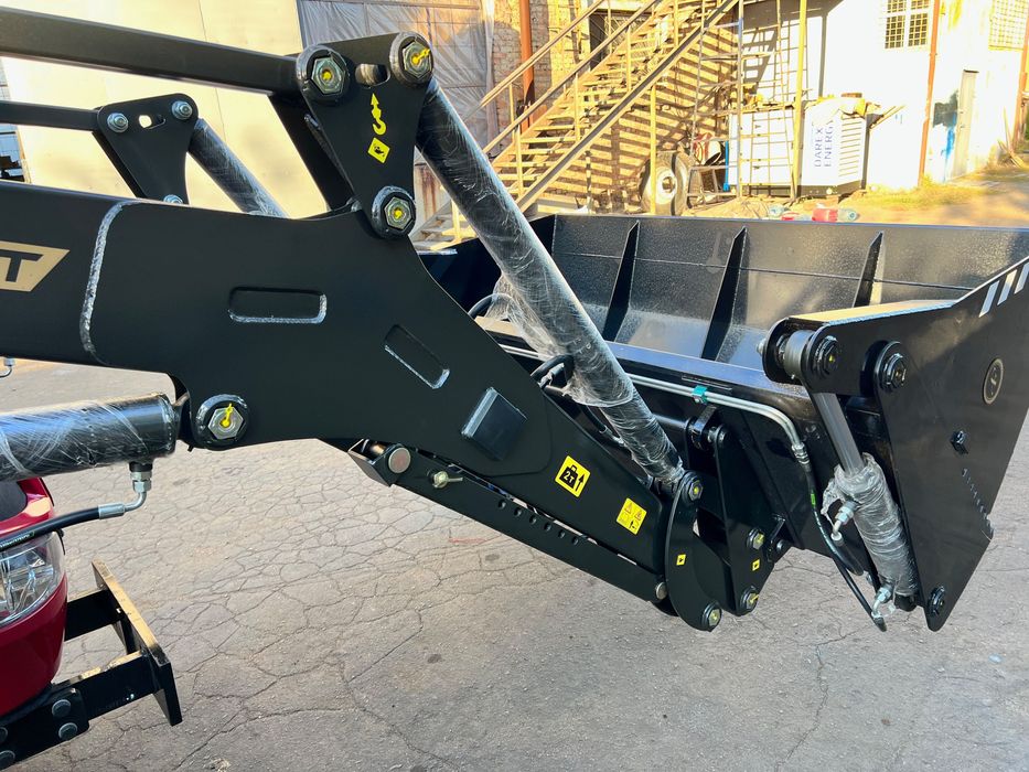 Швидкознімний навантажувач з ковшем для трактора ЮМЗ МТЗ + Джойстик