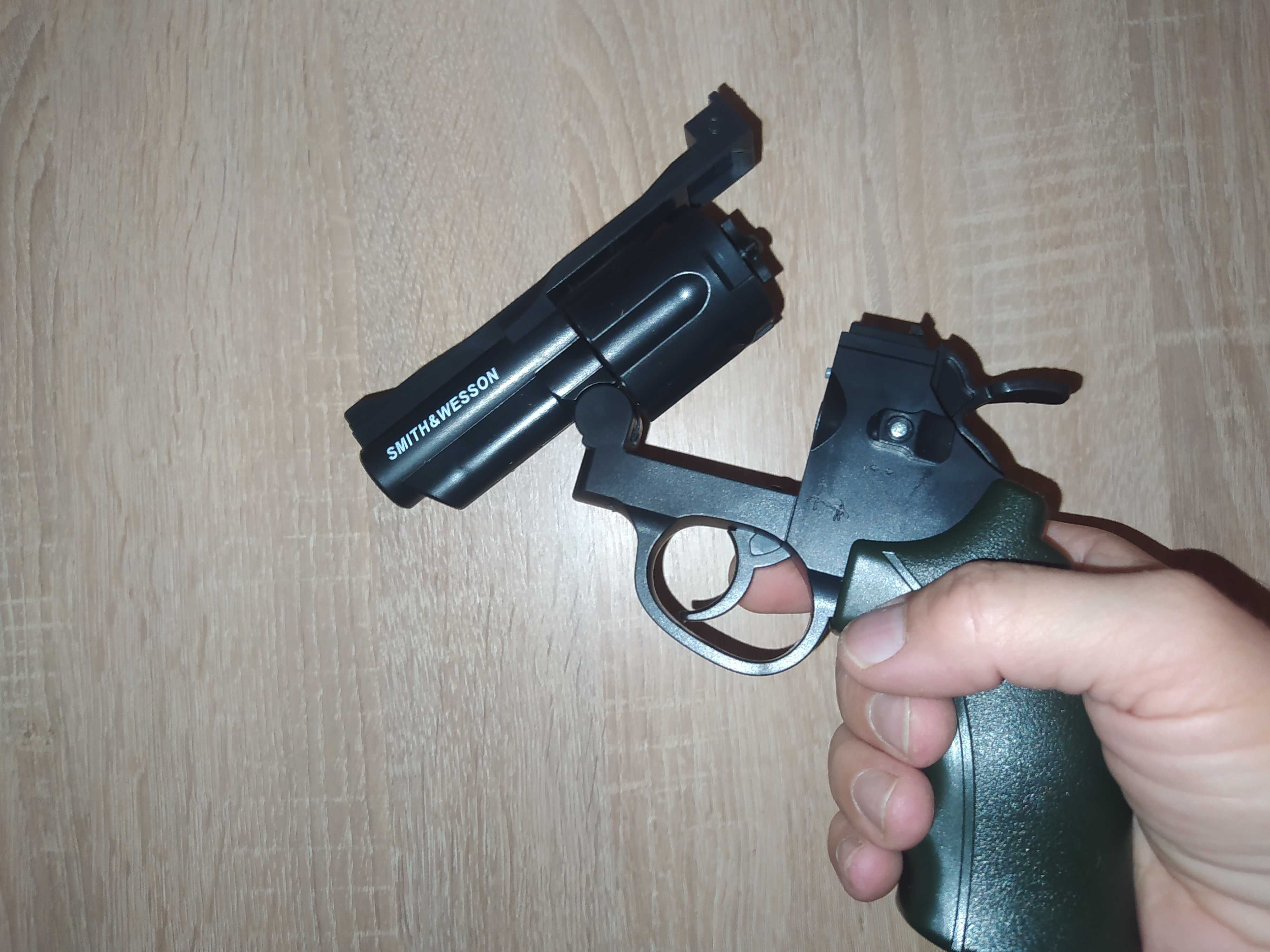 Револьвер дитячий Сміт і Вессон 19 см, кулі 10 шт гільзи 6 шт Smith