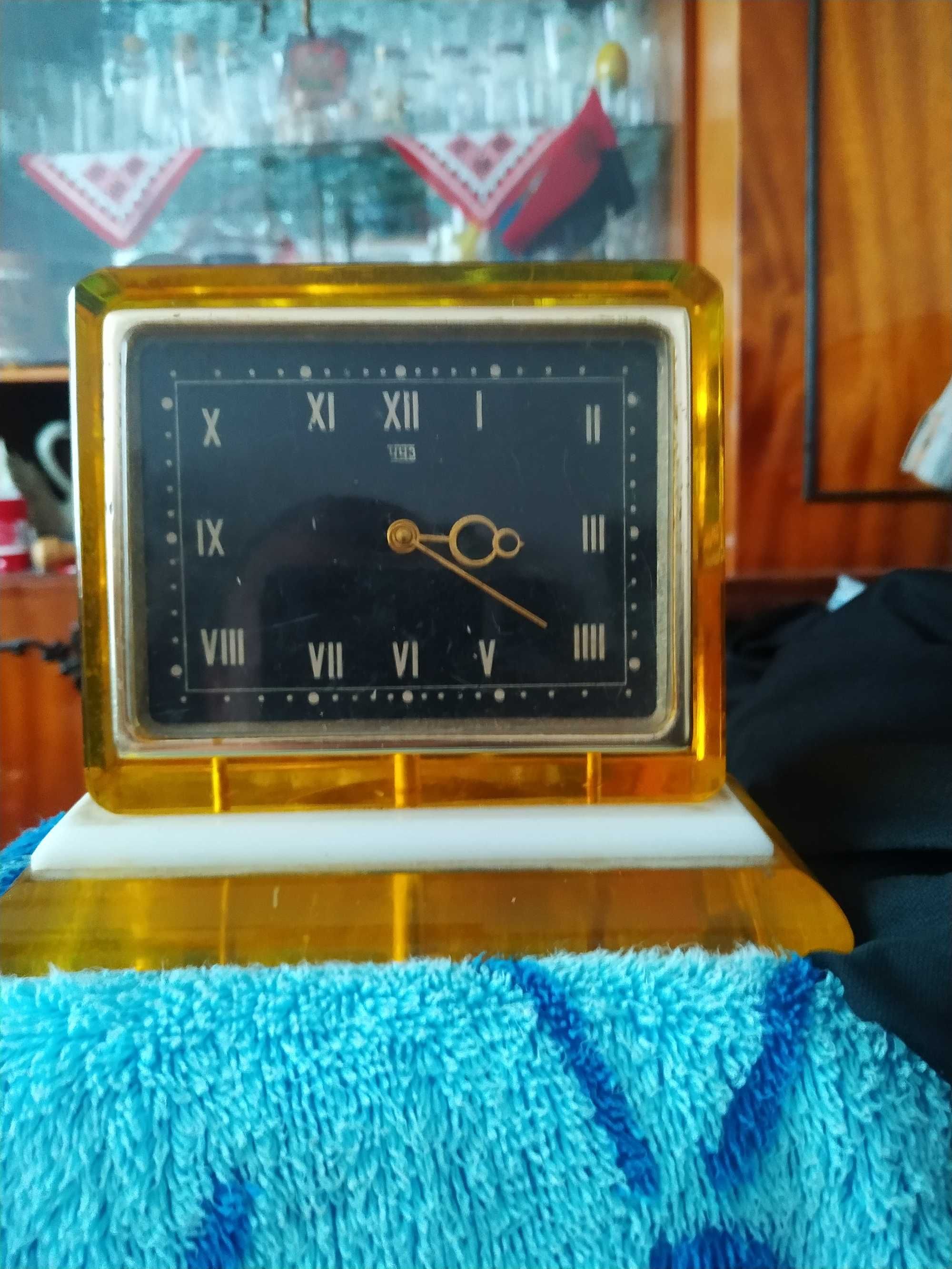 Речі СССР годинники  вироби з дерева  сувеніри інші дрібниці