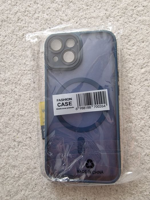 Etui niebieskie  iphon 13