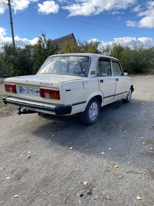 Продам ВАЗ 2105.