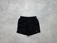 Мужские Нейлоновые Шорты Nike Черные С Карманами Оригинал Идеал S