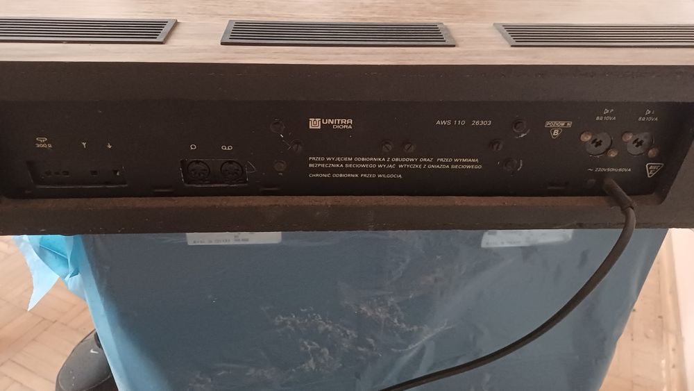 Sprzedam ampituner Unitra.