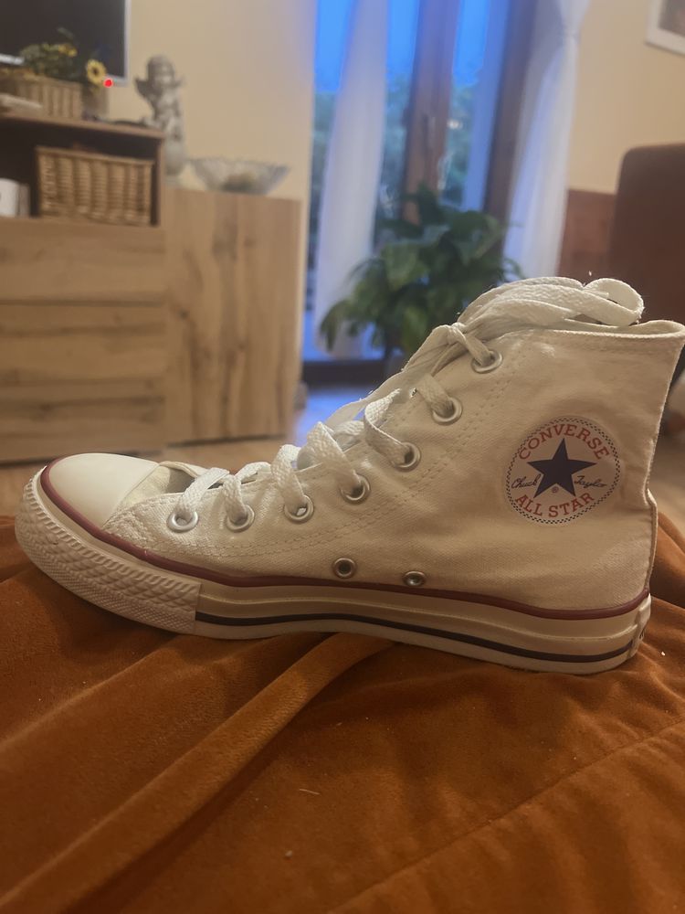 Conwers’y all star białe
