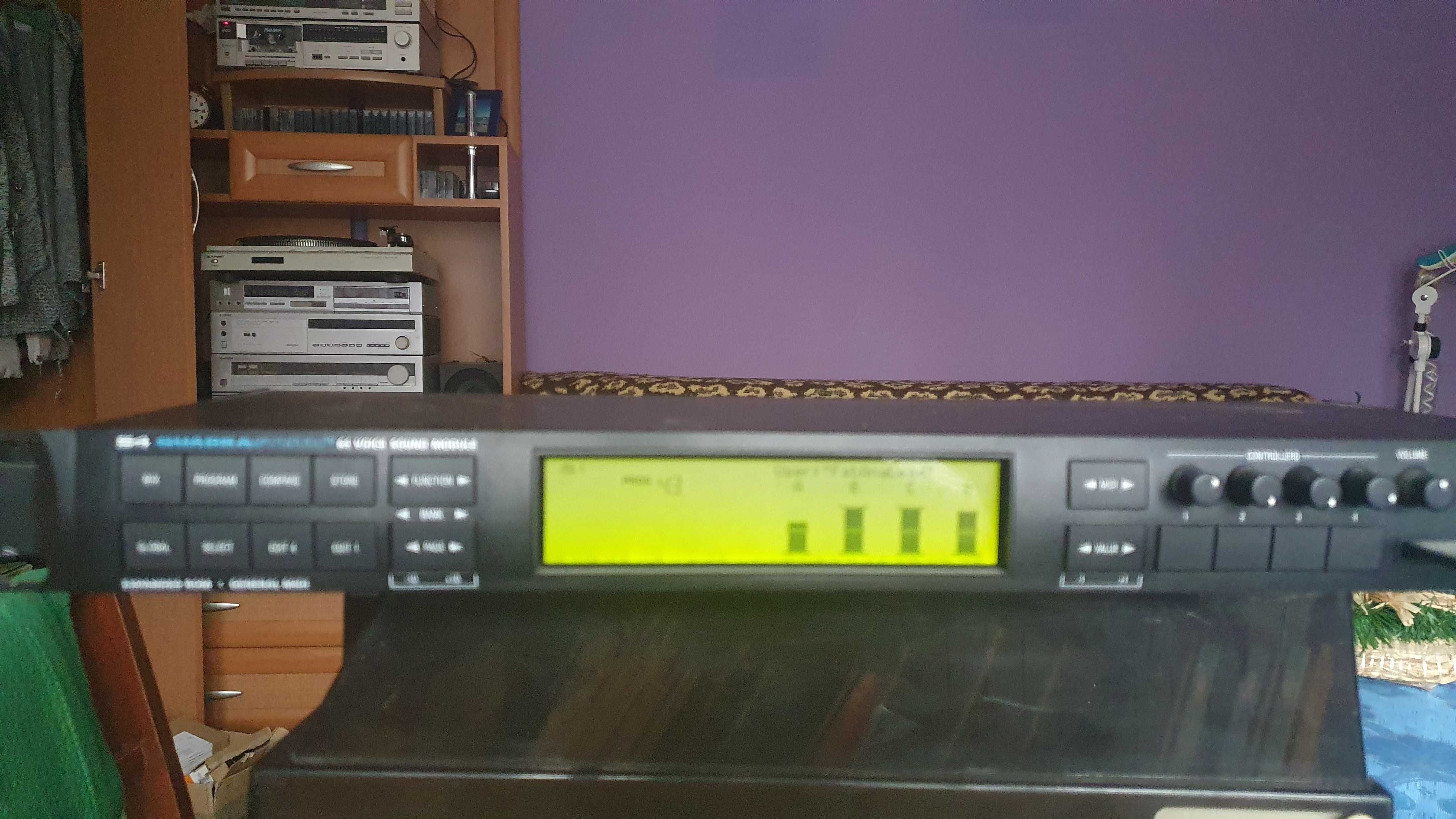 Modul alesis s4 PLUS    z karta sram 4 banki