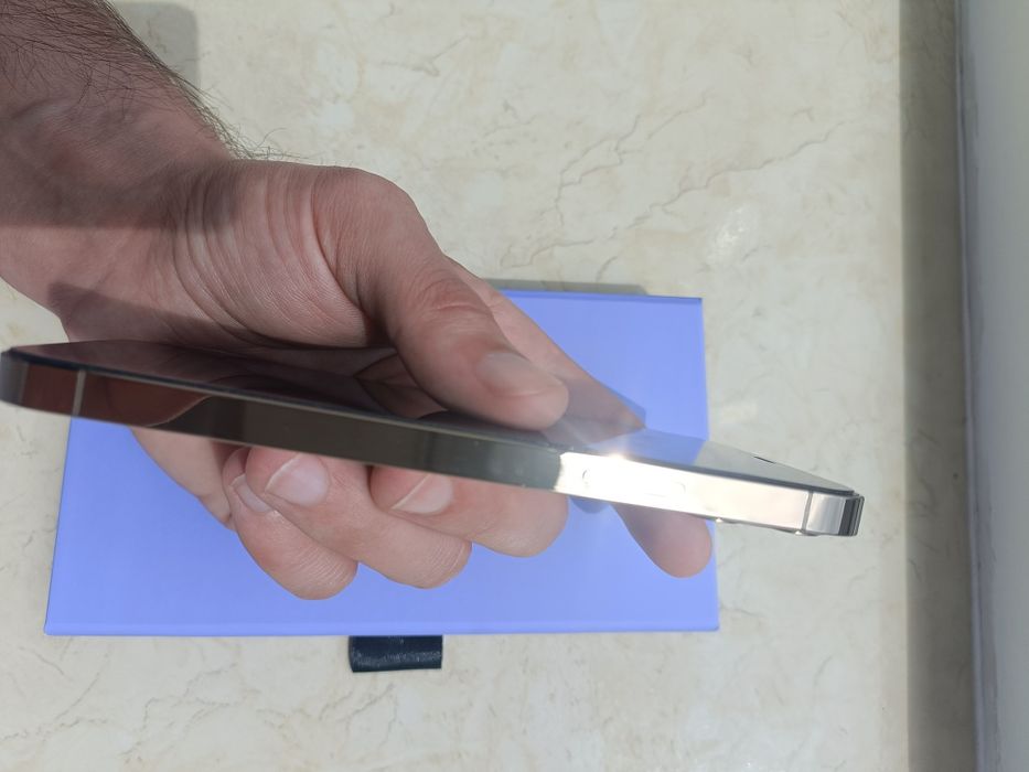 iPhone 12 pro 128