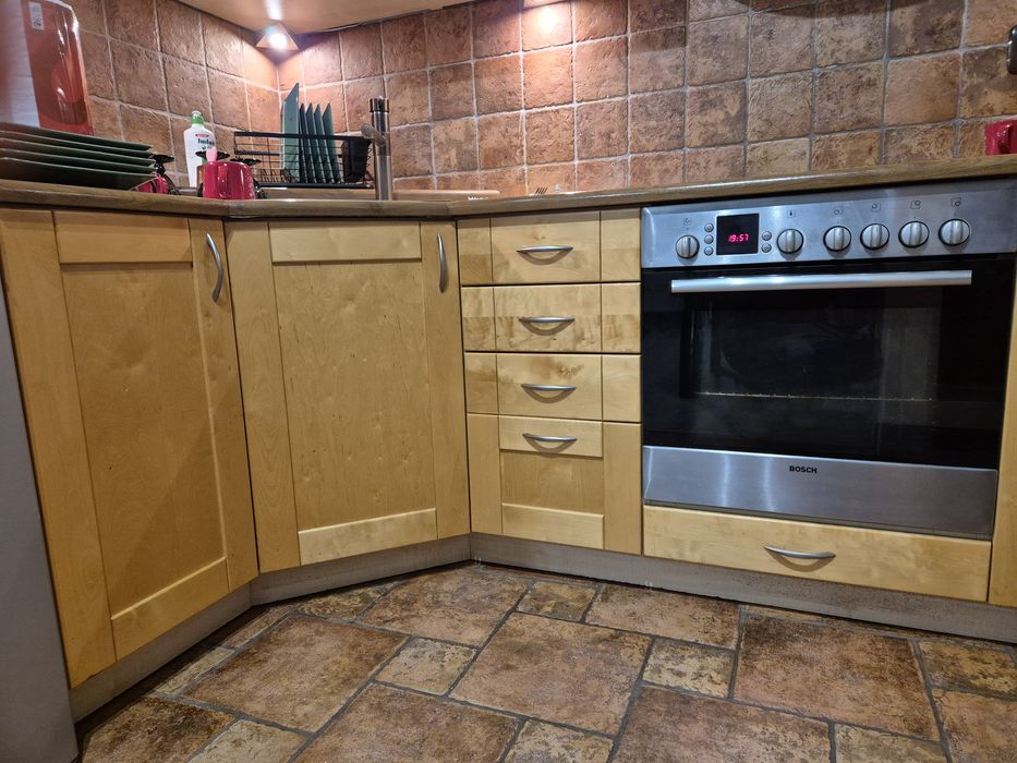 Sprzedam meble kuchenne wraz ze sprzętem AGD